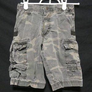 VF JEANSWEAR | 7 Regular | Camouflage / Camo | Cargo Shorts | Snap Buttons | GUC